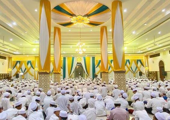 Jamaah di Ngroto, Grobogan. ( Facebookpost mlk biro media PP Miftahul HudaNgroto, Grobogan, 2024.)